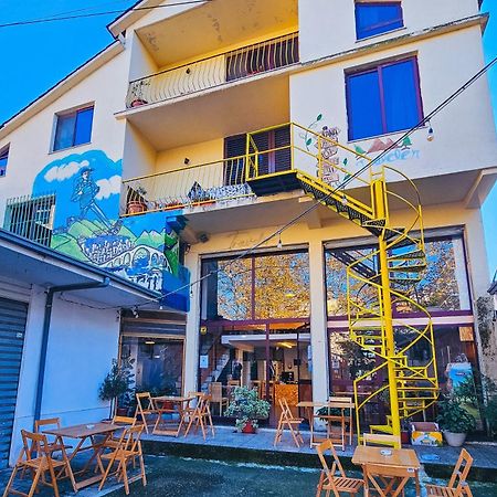 Traveler Hostel Shkoder Ngoại thất bức ảnh