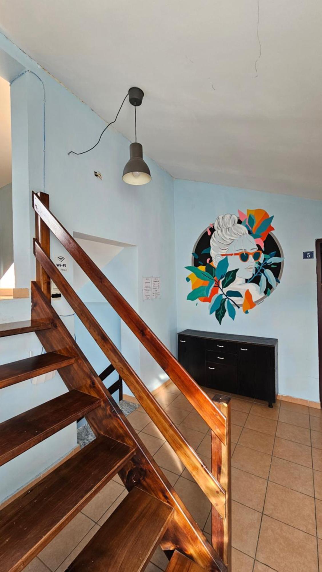 Traveler Hostel Shkoder Ngoại thất bức ảnh
