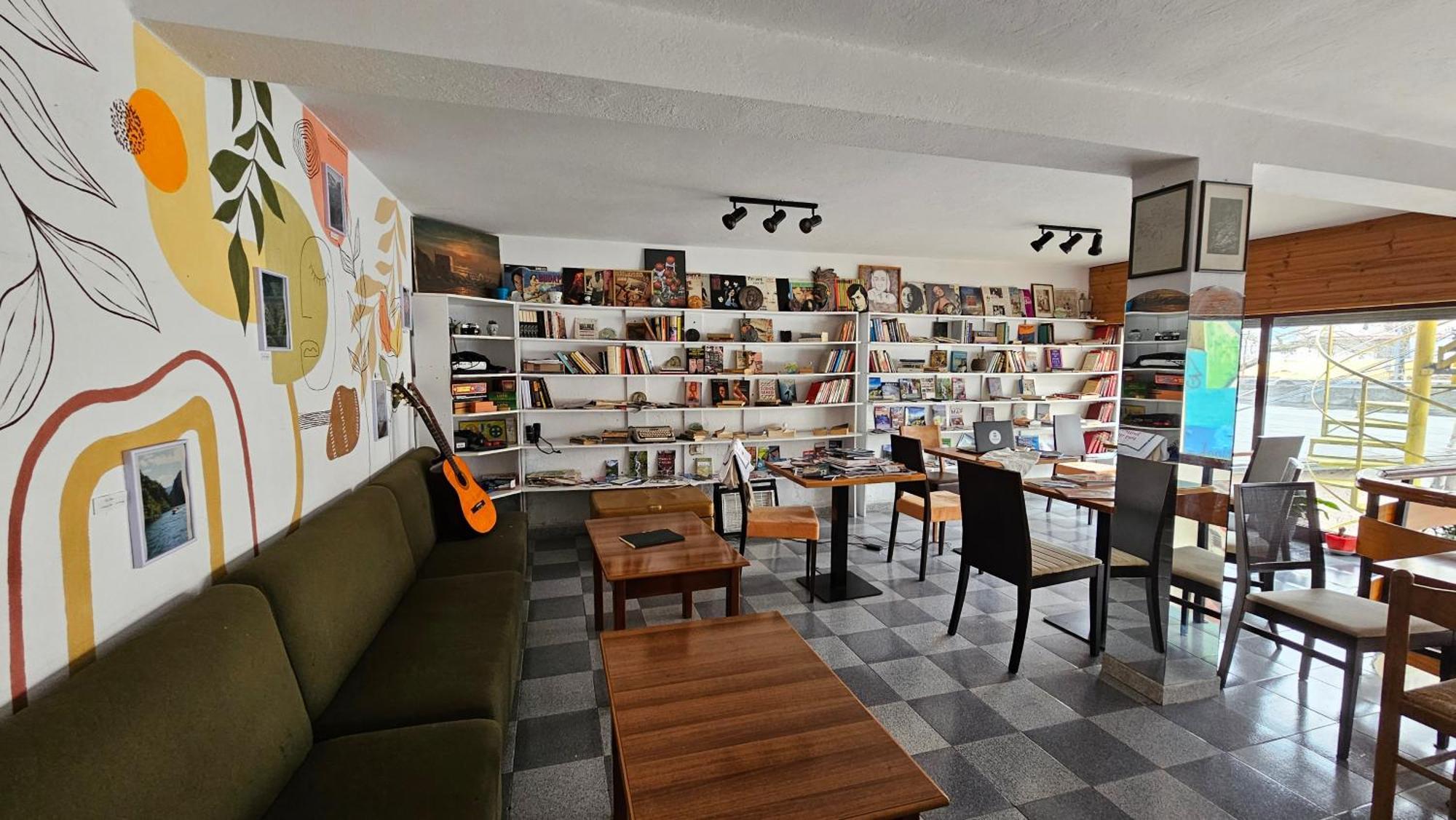 Traveler Hostel Shkoder Ngoại thất bức ảnh