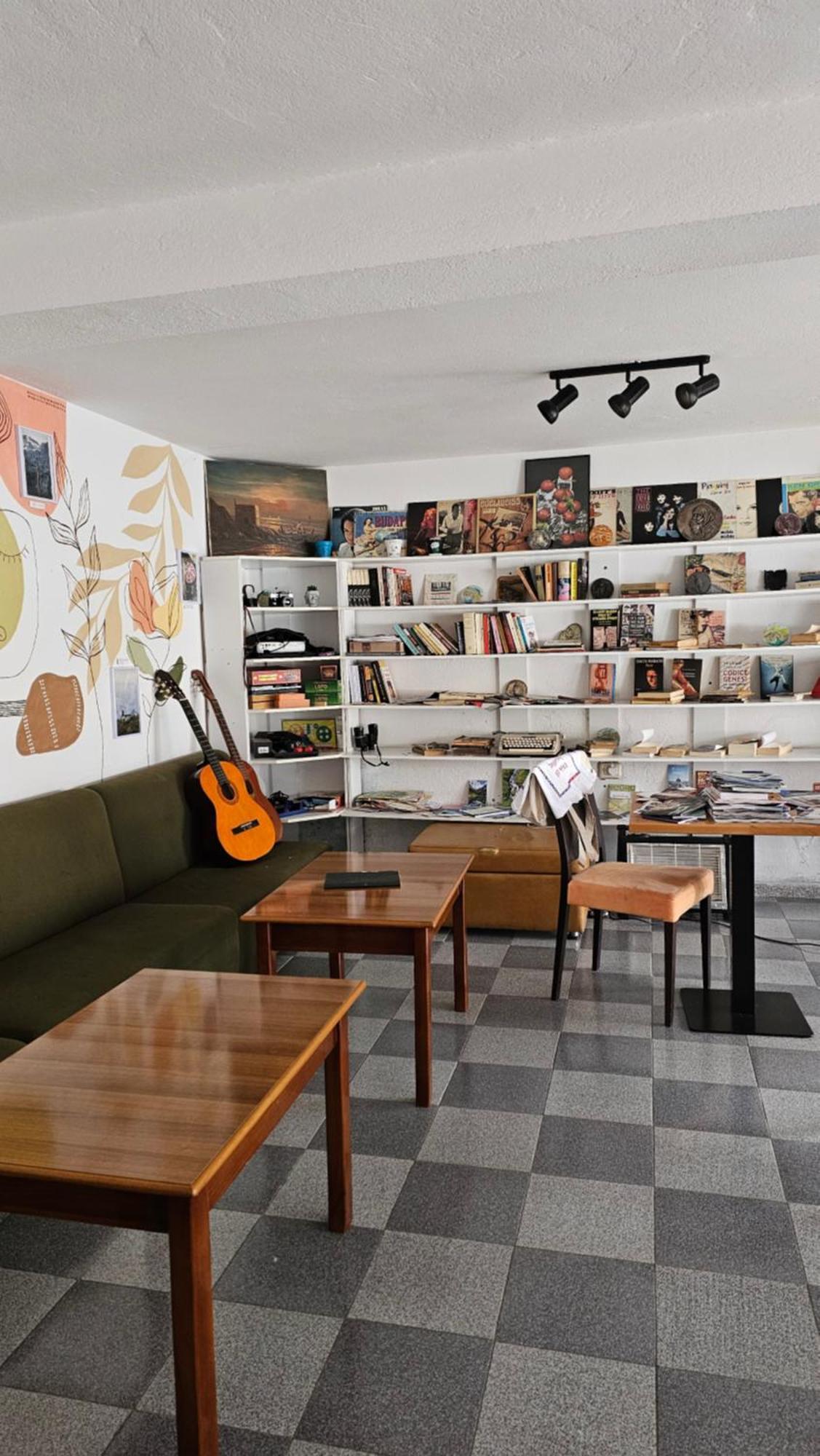 Traveler Hostel Shkoder Ngoại thất bức ảnh
